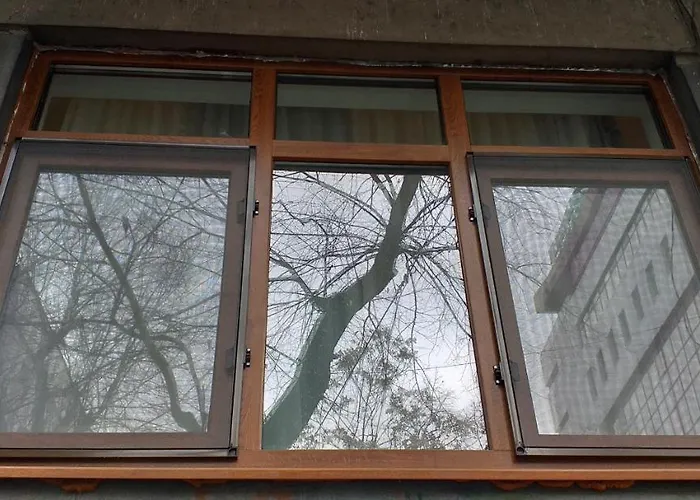 Bright Studio In The Heart Of The City With Netflix