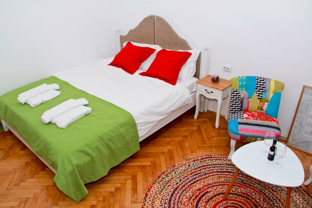 Apartment Bright In The Heart Of The With Netflix *